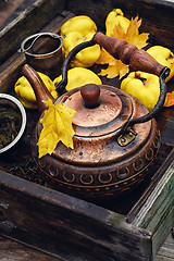 Image showing Tea with fresh quince