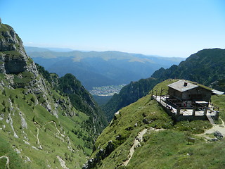 Image showing Mountain cabin