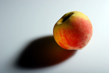Image showing Peach and his Shade