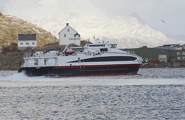 Image showing Coast liner