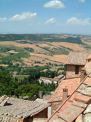 Image showing Tuscan hilltop town