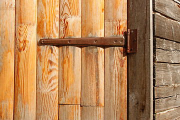 Image showing Door of the old barn