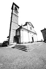 Image showing monument old architecture in italy europe milan religion       a