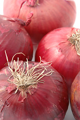 Image showing bunch of red onions