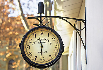 Image showing Retro clock of grand central station