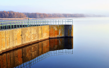 Image showing Dam reservoir