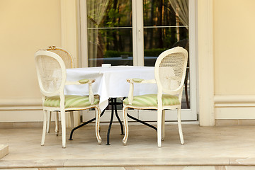 Image showing chairs in a cafe  