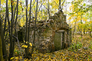 Image showing the ruins of an old building  