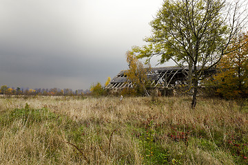 Image showing the ruins of an old building  