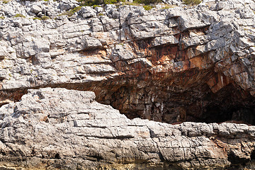 Image showing cave in the rock  