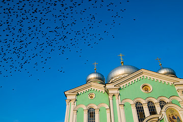 Image showing Crows above Holy Trinity Cathedral. Diveevo.Russia