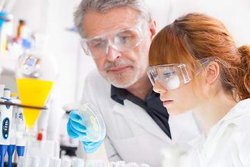 Image showing Health care professionals in lab.