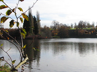 Image showing Blenhim Palace Lake, England