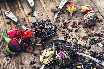 Image showing Varieties of dry tea