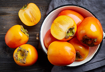 Image showing fresh ripe persimmons