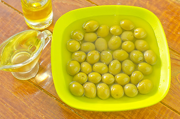 Image showing green olives