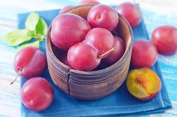Image showing plums
