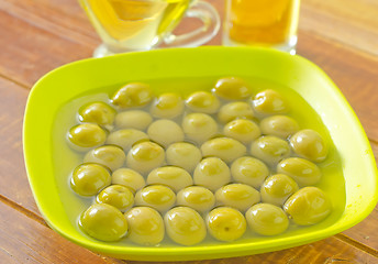 Image showing green olives