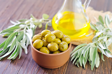 Image showing green olives