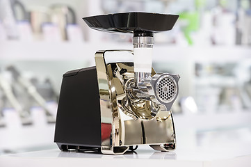 Image showing mincer or grinder in retail store