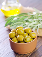 Image showing green olives