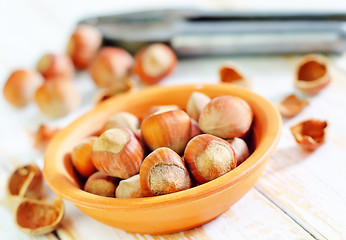 Image showing hazelnuts