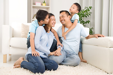 Image showing asian family