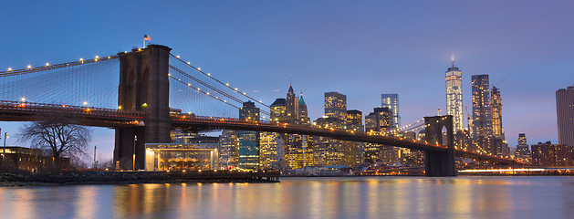 Image showing Brooklyn bridge at dusk, New York City.