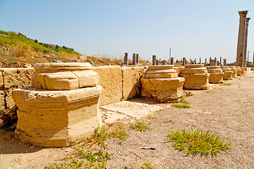 Image showing  stone  in  perge   and  roman temple 