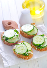 Image showing bread with cucumber