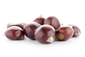 Image showing Chestnuts with shell 