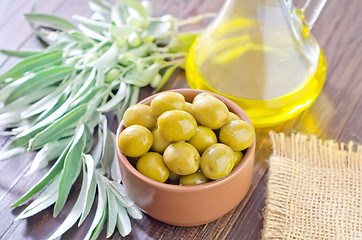 Image showing green olives