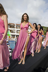 Image showing contestants miss ecuador