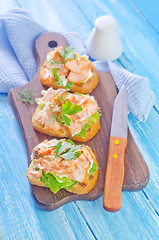 Image showing bread with salmon