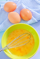 Image showing raw eggs