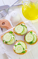 Image showing bread with cucumber