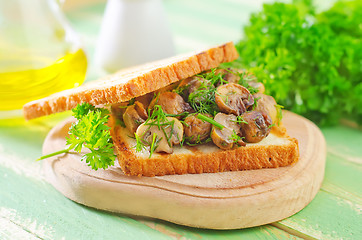 Image showing bread with mushroom
