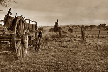 Image showing old photo of wagon