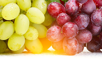 Image showing fresh green and rose grapes