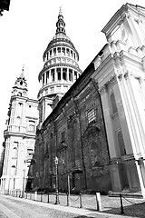 Image showing building old architecture in italy europe milan religion       a