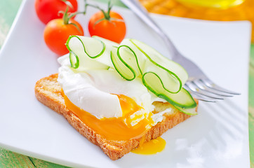 Image showing toast with poached eggs