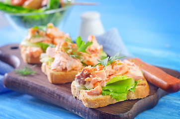 Image showing bread with salmon