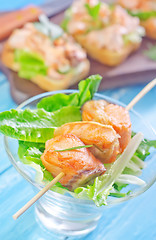 Image showing bread with salmon