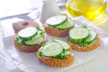 Image showing bread with cucumber