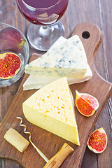 Image showing cheese and figs