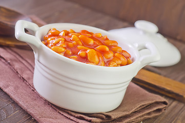 Image showing white beans with tomato sauce