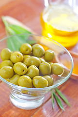 Image showing green olives