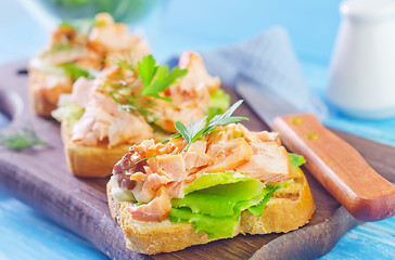 Image showing bread with salmon