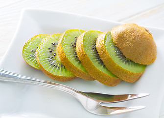 Image showing kiwi