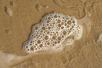 Image showing bubbles in the sea